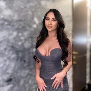 HOUSE OF CB Cindy' • Bigger Cup • NWOT